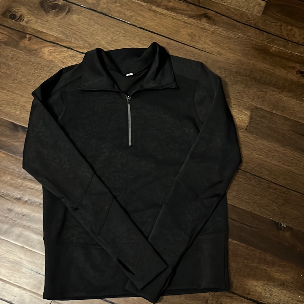LULULEMON BLACK QUARTER ZIP